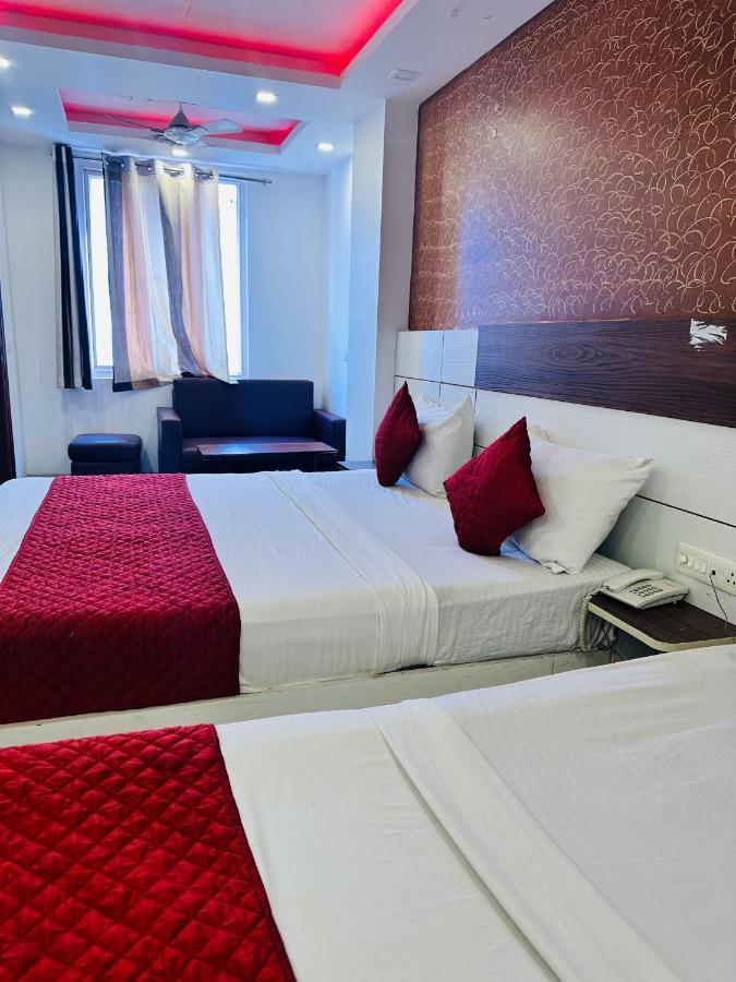 Palm Majestic At Airport Hotel New Delhi Luaran gambar