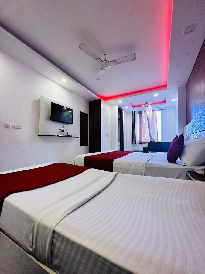 Palm Majestic At Airport Hotel New Delhi Luaran gambar