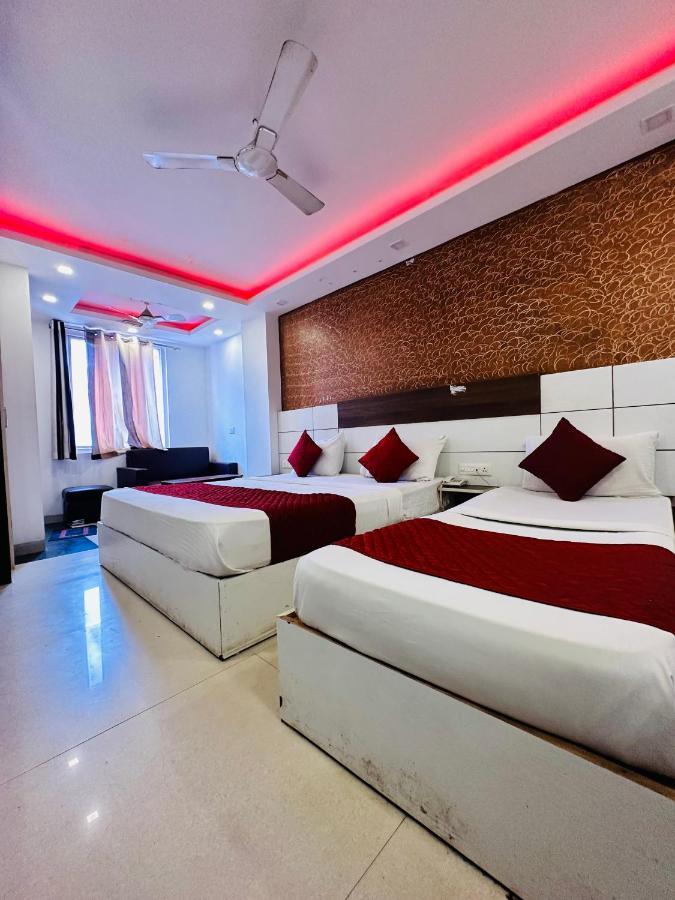 Palm Majestic At Airport Hotel New Delhi Luaran gambar